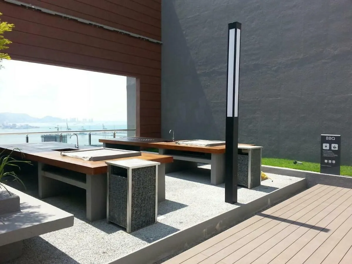 Woodsbury Suites 7722 Butterworth Penang アパート